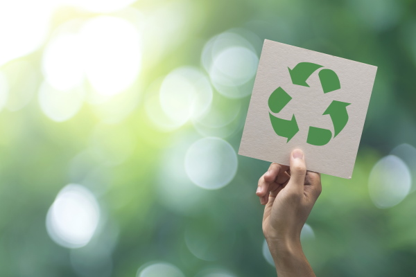 The translation of "Recycling Preview" from German to Dutch is "Recycling Vooruitblik.