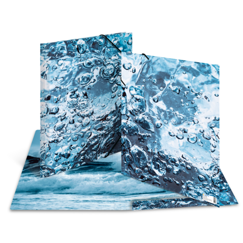 Ein offenes Ordnersystem mit Wasser- und Blasenmotiven auf den Innenseiten, das eine frische und dynamische Ästhetik vermittelt.