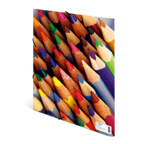 Bunte Buntstifte in verschiedenen Farben, spitz und in einem engen Arrangement angeordnet.